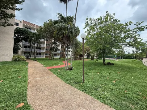 6930 Miami Gardens Drive Hialeah FL 33015