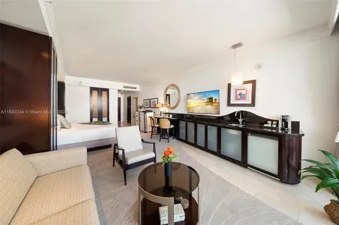 4391 Collins Avenue Miami Beach FL 33140