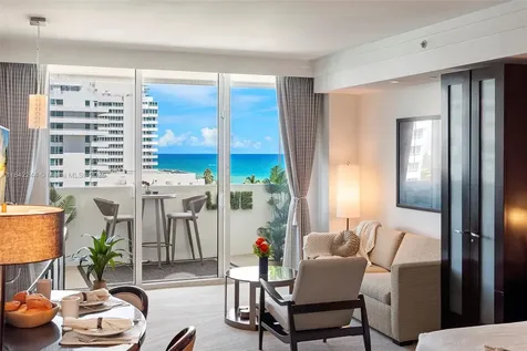 4391 Collins Avenue Miami Beach FL 33140