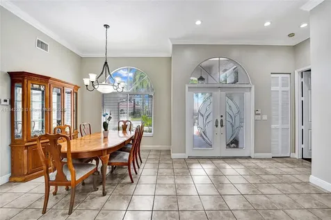 10828 NW 5th Street Plantation FL 33324