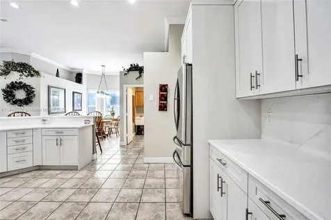 10828 NW 5th Street Plantation FL 33324