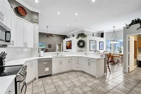 10828 NW 5th Street Plantation FL 33324