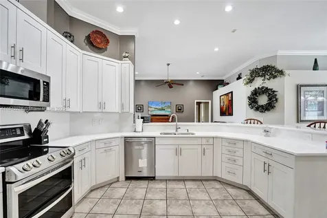 10828 NW 5th Street Plantation FL 33324