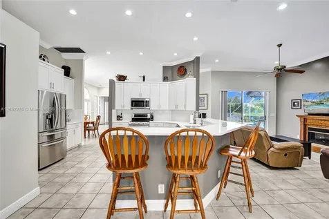 10828 NW 5th Street Plantation FL 33324