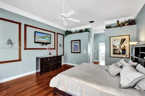 10828 NW 5th Street Plantation FL 33324