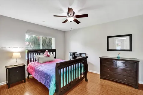 10828 NW 5th Street Plantation FL 33324