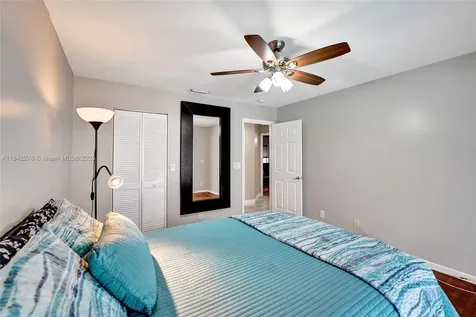 10828 NW 5th Street Plantation FL 33324