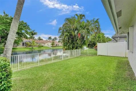 10828 NW 5th Street Plantation FL 33324