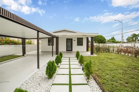 301 W 30th Street Hialeah FL 33012