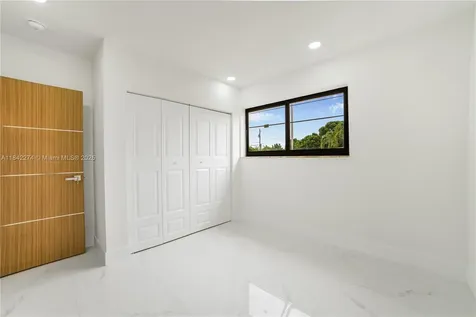 301 W 30th Street Hialeah FL 33012