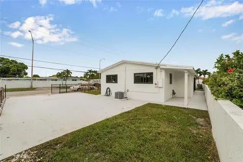 301 W 30th Street Hialeah FL 33012