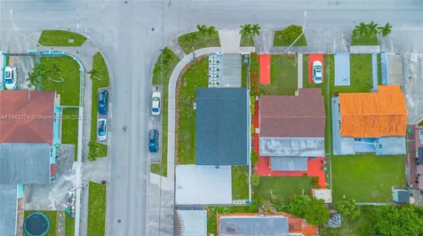 301 W 30th Street Hialeah FL 33012