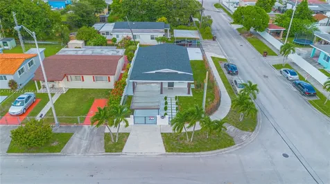 301 W 30th Street Hialeah FL 33012
