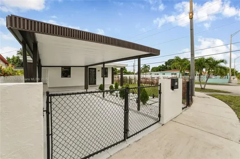 301 W 30th Street Hialeah FL 33012
