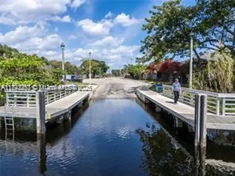 3309 SW 16th Street Fort Lauderdale FL 33312