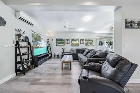 3309 SW 16th Street Fort Lauderdale FL 33312