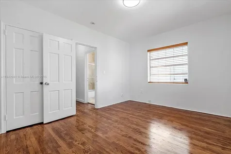8826 Emerson Avenue Surfside FL 33154