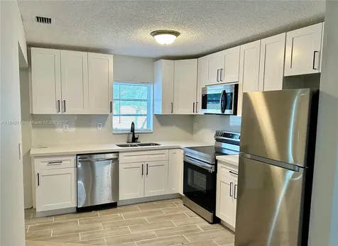 2600 NE 8th Avenue Pompano Beach FL 33064