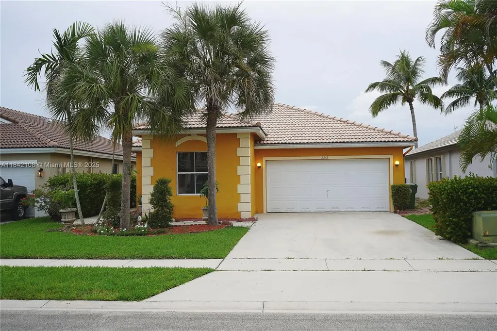 2268 NW 208th Way Pembroke Pines FL 33029