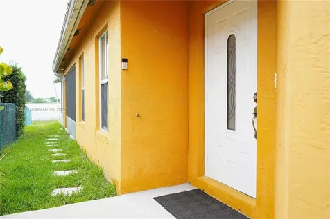 2268 NW 208th Way Pembroke Pines FL 33029