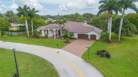 13103 SW 16th Street Davie FL 33325