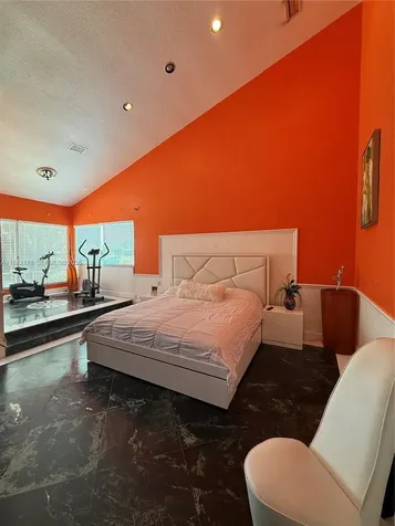 747 W 78th Street Hialeah FL 33014