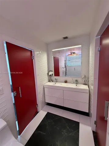 747 W 78th Street Hialeah FL 33014