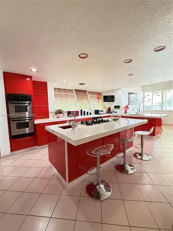 747 W 78th Street Hialeah FL 33014