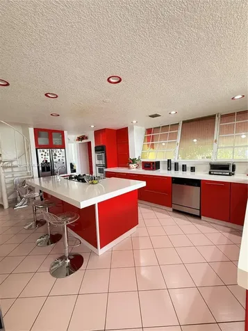 747 W 78th Street Hialeah FL 33014