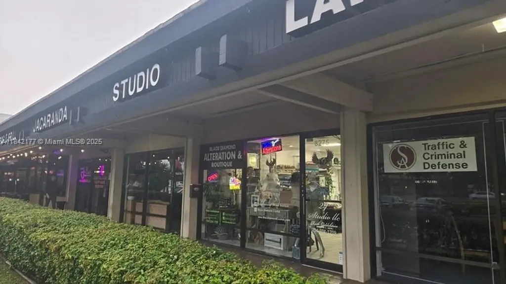 8275 W Broward Boulevard Plantation FL 33324