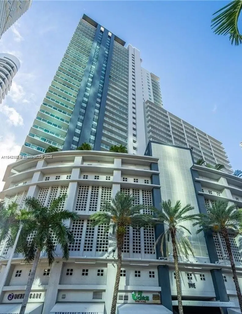1250 S Miami Avenue Miami FL 33130