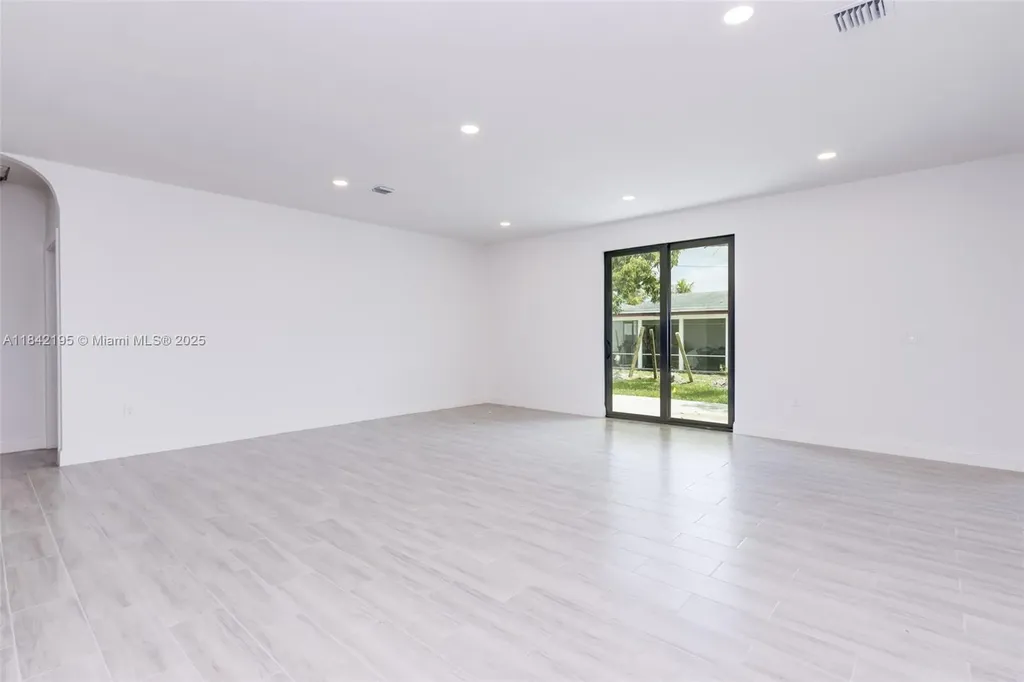 3441 SW 19th Street Fort Lauderdale FL 33312