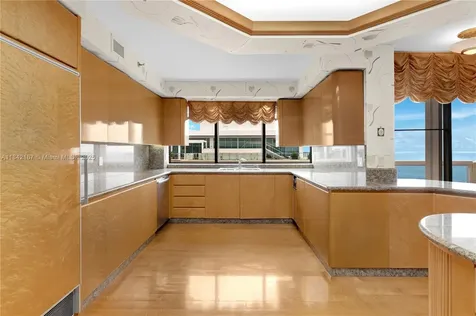 5757 Collins Avenue Miami Beach FL 33140