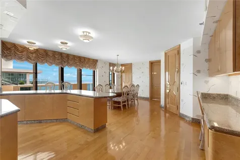 5757 Collins Avenue Miami Beach FL 33140