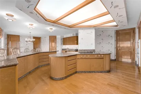 5757 Collins Avenue Miami Beach FL 33140