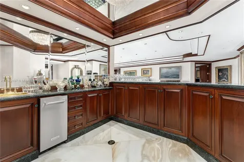 5757 Collins Avenue Miami Beach FL 33140