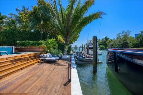 4241 Palm Lane Miami FL 33137