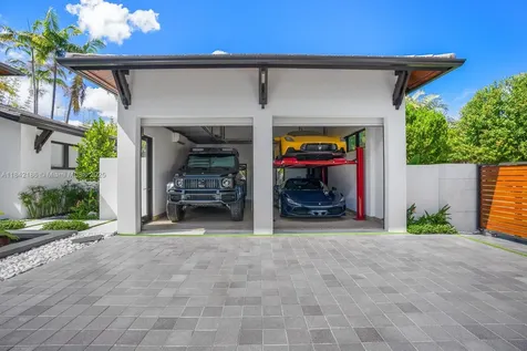 4241 Palm Lane Miami FL 33137