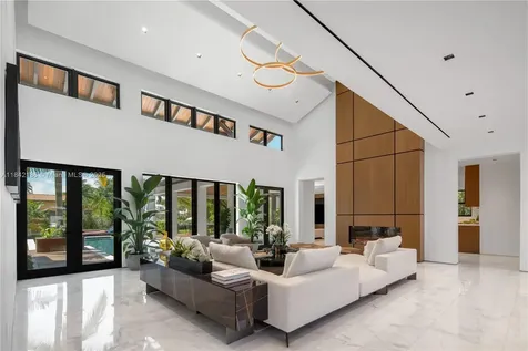 4241 Palm Lane Miami FL 33137