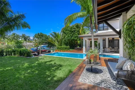 4241 Palm Lane Miami FL 33137