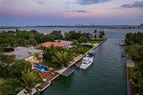 4241 Palm Lane Miami FL 33137