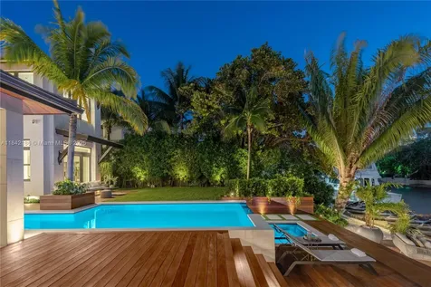 4241 Palm Lane Miami FL 33137