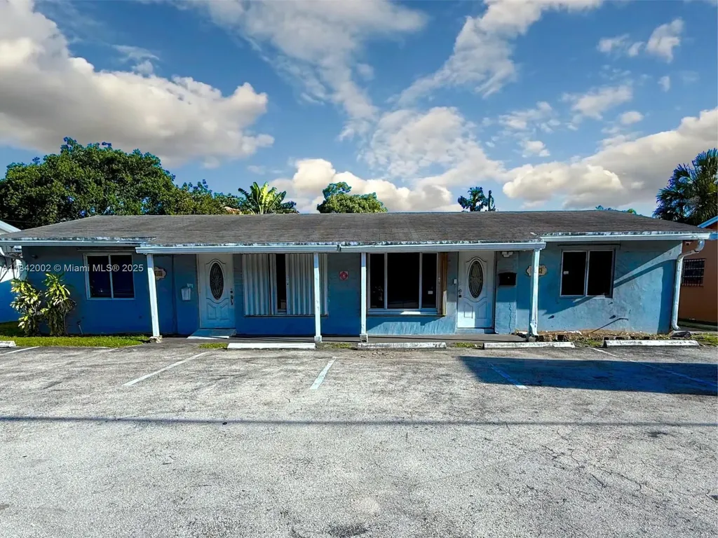 648 W Oakland Park Boulevard Wilton Manors FL 33311