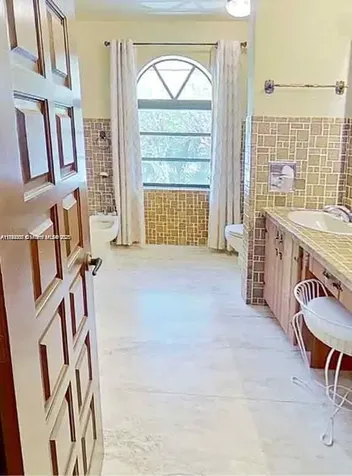 1634 NE 105th Street Miami Shores FL 33138