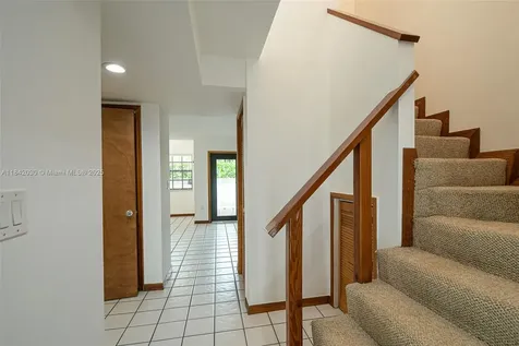 3542 SW 17 Street Miami FL 33145