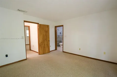 3542 SW 17 Street Miami FL 33145