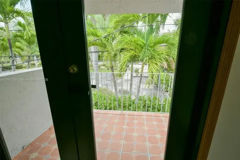 3542 SW 17 Street Miami FL 33145