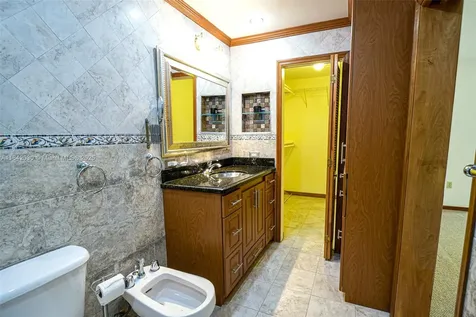 3542 SW 17 Street Miami FL 33145