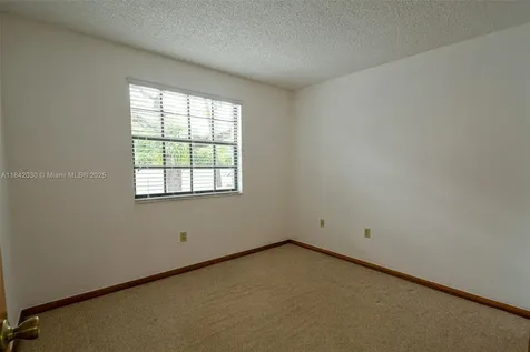 3542 SW 17 Street Miami FL 33145