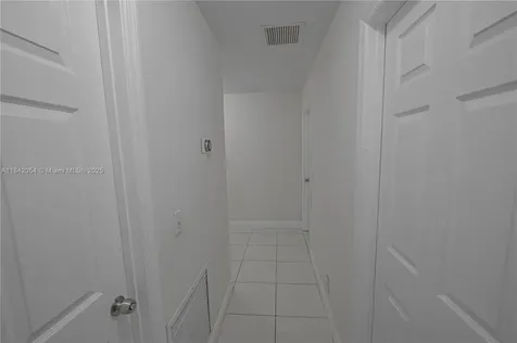 2419 Washington Street Hollywood FL 33020